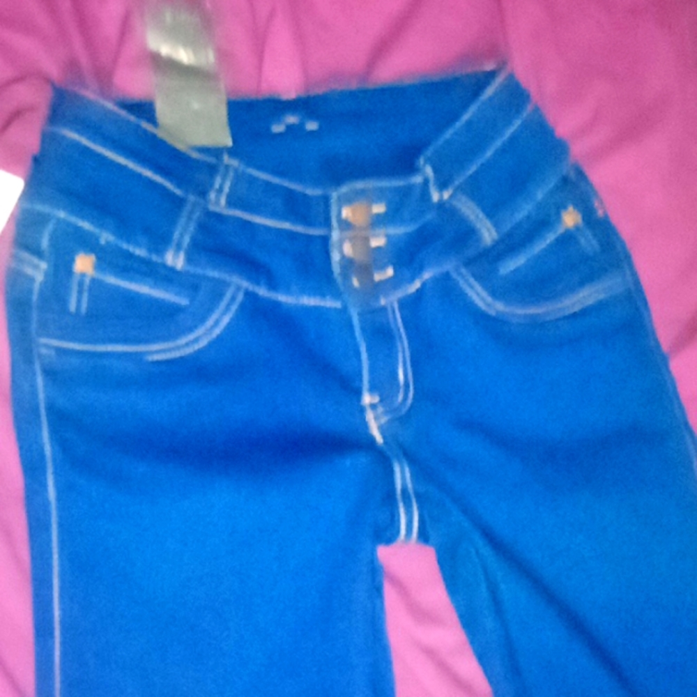 Jeans size 3